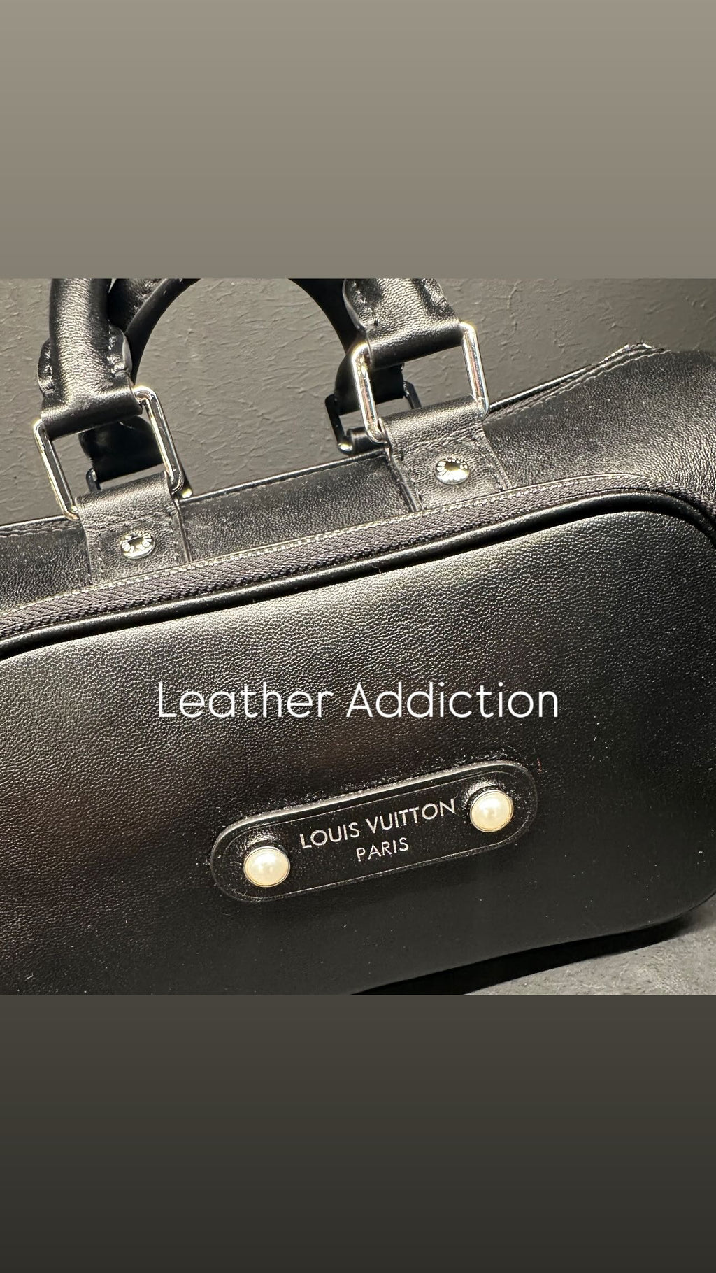 Louis Vuitton keepal cargo boundouliere 25cm