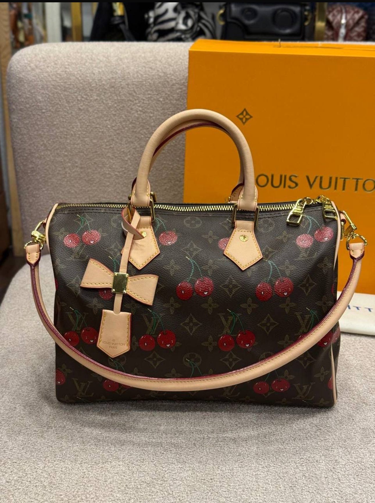 LV X TM Speedy Bandouliere 30