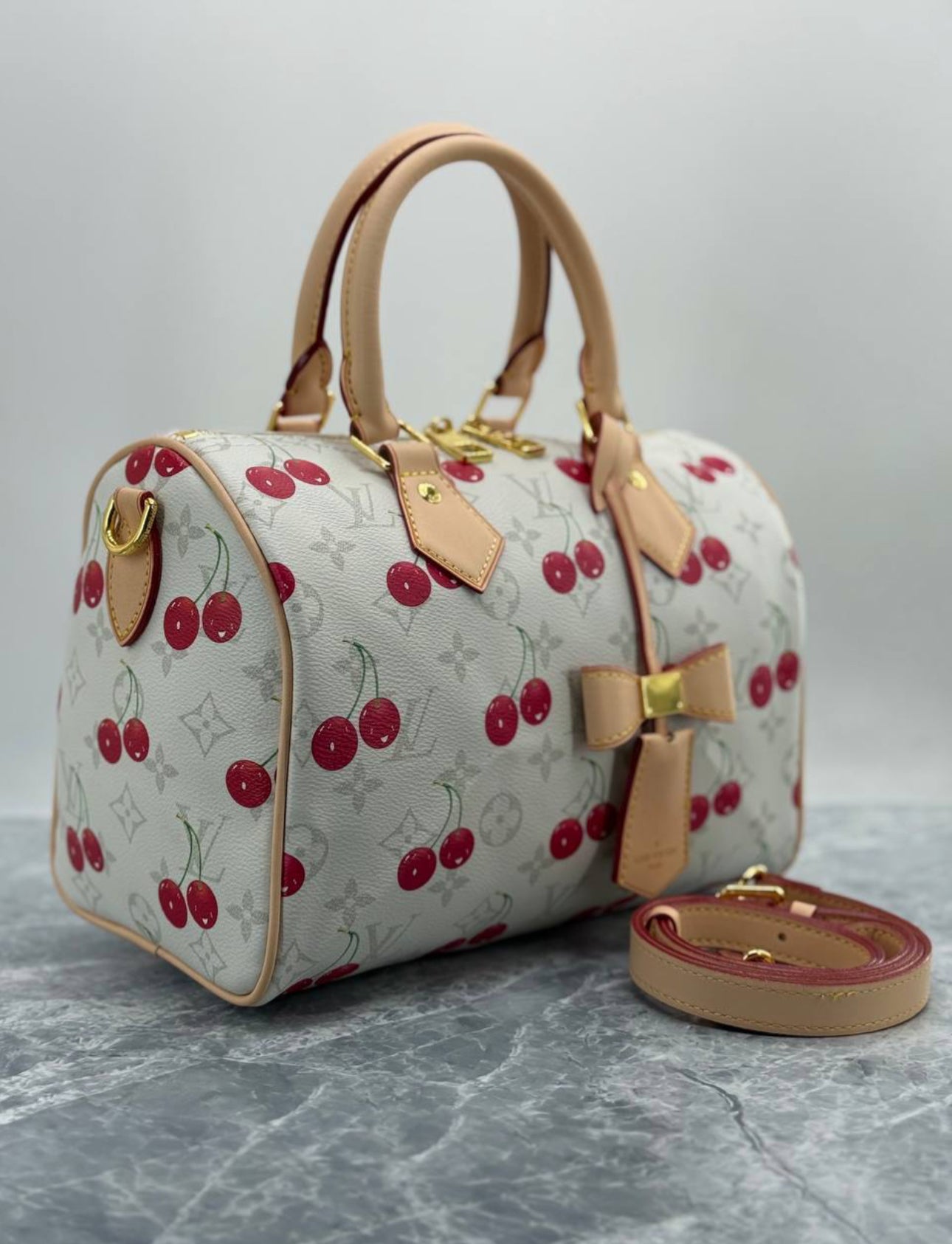 LV X TM Speedy Bandouliere 30