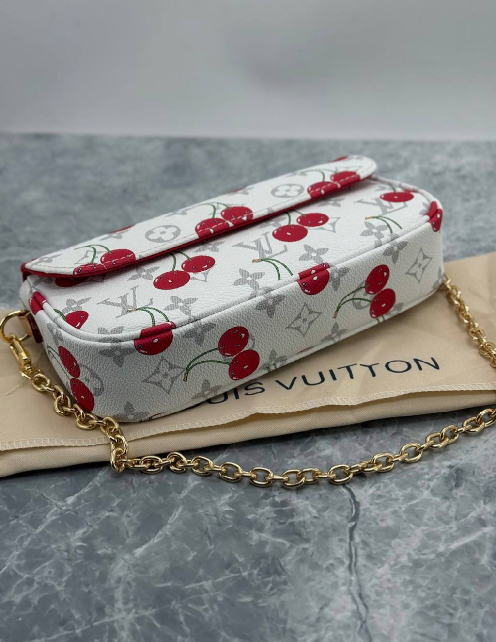 LV X TM Wallet Chain