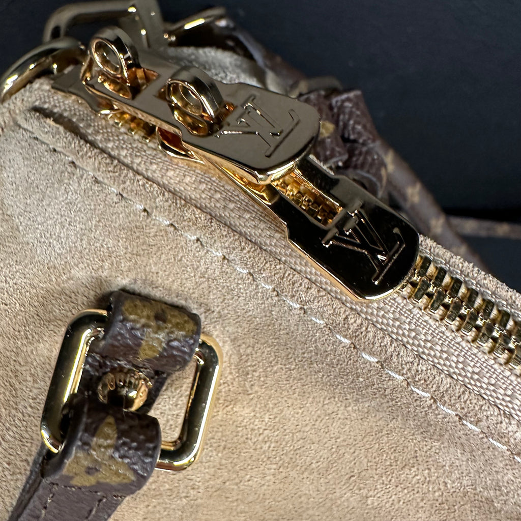 Louis Vuitton Express MM