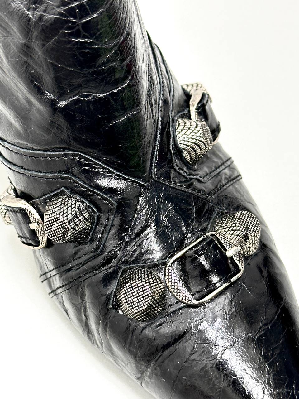 Balenciaga Cagole black